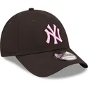 mutsid-kumer-must-reguleeritav-rosa-9forty-league-essential-new-york-yankees-mlb-new-era