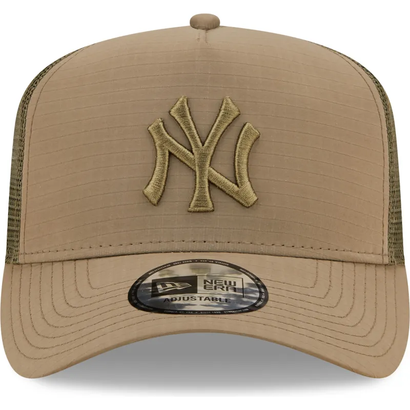 mutsid-kumer-roheline-snapback-a-frame-tech-ripstop-new-york-yankees-mlb-new-era