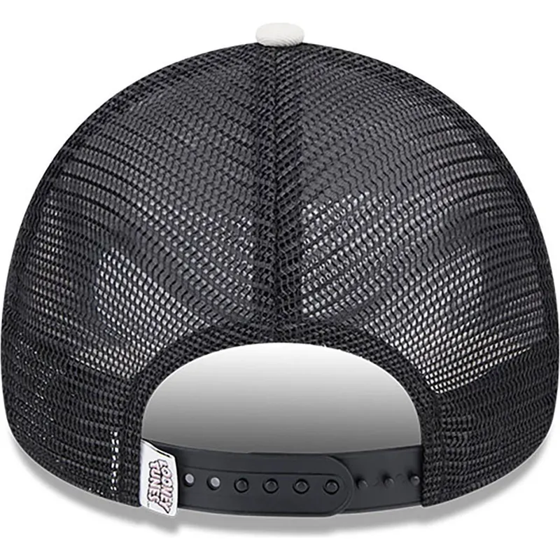 mutsid-kumer-beez-snapback-a-frame-bugs-bunny-y-pato-lucas-looney-tunes-new-era