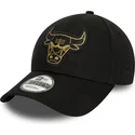 mutsid-kumer-must-reguleeritav-9forty-metallic-badge-chicago-bulls-nba-new-era
