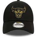 mutsid-kumer-must-reguleeritav-9forty-metallic-badge-chicago-bulls-nba-new-era
