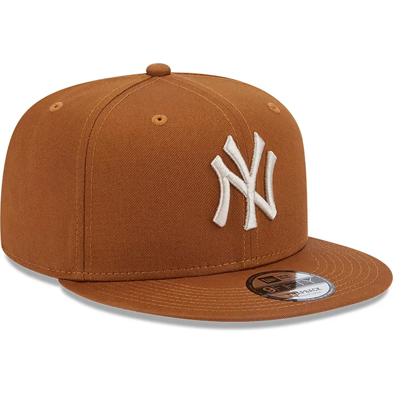 mutsid-lame-pruun-snapback-9fifty-league-essential-new-york-yankees-mlb-new-era