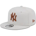 mutsid-lame-beez-snapback-9fifty-league-essential-new-york-yankees-mlb-new-era