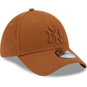 mutsid-kumer-pruun-liibuv-39thirty-league-essential-new-york-yankees-mlb-new-era