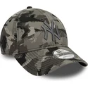 mutsid-kumer-kamuflaaz-reguleeritav-9forty-all-over-print-painted-new-york-yankees-mlb-new-era
