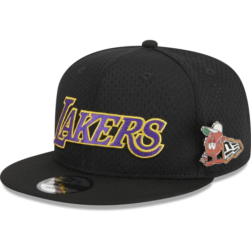 cap-lame-black-snapback-9fifty-post-up-pin-los-angeles-lakers-nba-new-era