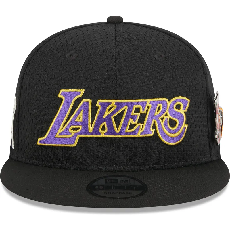 cap-lame-black-snapback-9fifty-post-up-pin-los-angeles-lakers-nba-new-era