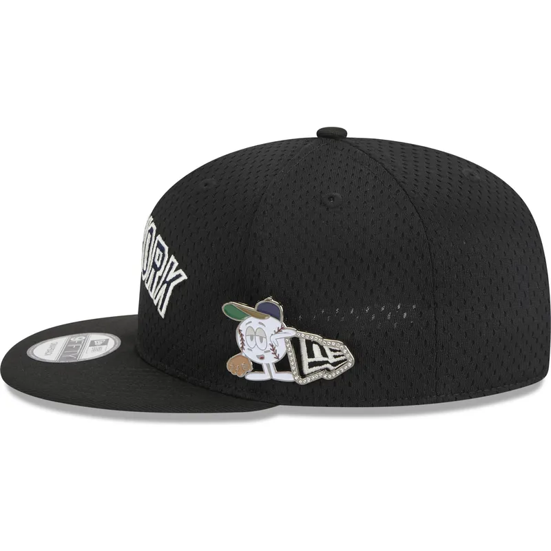 cap-lame-black-snapback-9fifty-post-up-pin-new-york-yankees-mlb-new-era