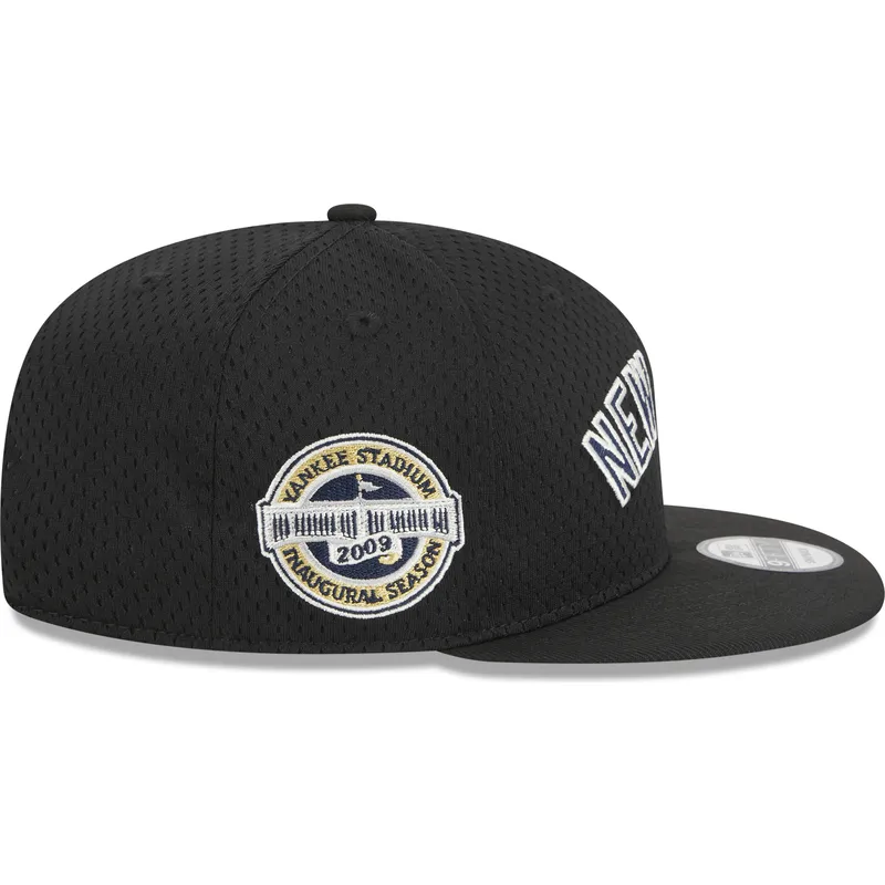 cap-lame-black-snapback-9fifty-post-up-pin-new-york-yankees-mlb-new-era