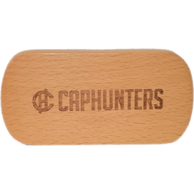 tarvikud-pruun-puidust-hari-caphunters