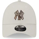 mutsid-kumer-beez-reguleeritav-9forty-check-infill-new-york-yankees-mlb-new-era