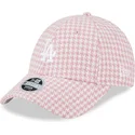 mutsid-kumer-roosa-reguleeritav-9forty-houndstooth-los-angeles-dodgers-mlb-new-era