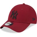 mutsid-kumer-punane-reguleeritav-9forty-league-essential-new-york-yankees-mlb-new-era