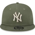 mutsid-lame-roheline-snapback-9fifty-league-essential-new-york-yankees-mlb-new-era