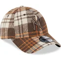 mutsid-kumer-pruun-reguleeritav-9forty-check-new-york-yankees-mlb-new-era