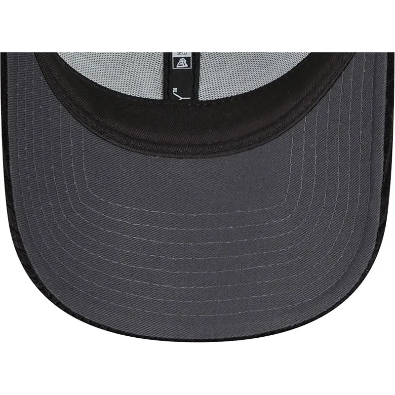 mutsid-kumer-must-reguleeritav-9forty-wide-cord-new-york-yankees-mlb-new-era