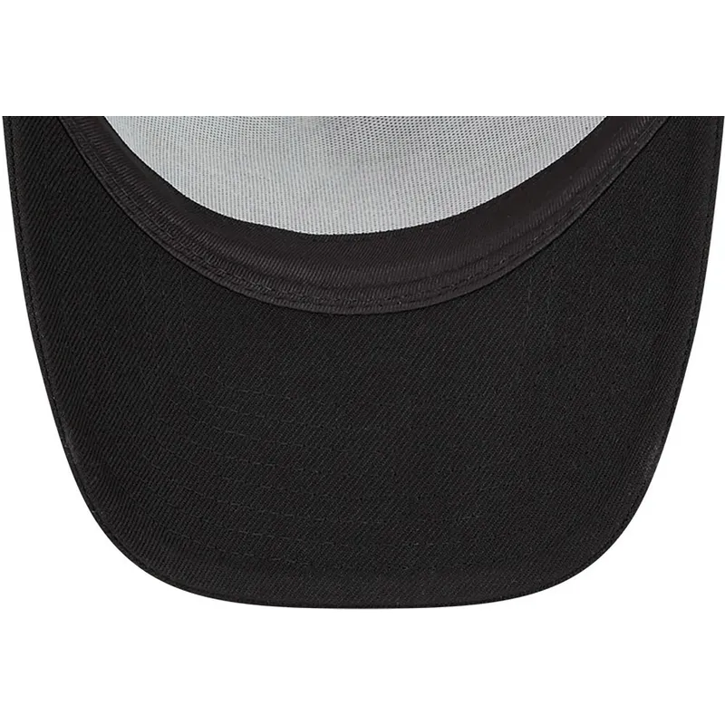 mutsid-kumer-must-snapback-a-frame-est-1920-new-era