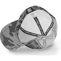 mutsid-kumer-hall-snapback-loo8-peo1-bugs-bunny-looney-tunes-capslab