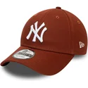 mutsid-kumer-pruun-reguleeritav-9forty-league-essential-new-york-yankees-mlb-new-era