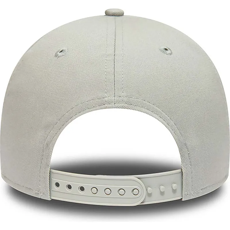 cap-kumer-gray-snapback-9forty-essential-red-bull-racing-formula-1-new-era