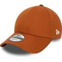 mutsid-kumer-pruun-reguleeritav-9forty-essential-new-era