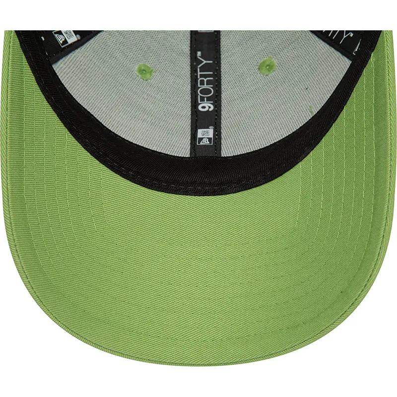 mutsid-kumer-roheline-snapback-9forty-flawless-new-york-yankees-mlb-new-era