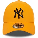 mutsid-kumer-oranz-reguleeritav-9forty-league-essential-new-york-yankees-mlb-new-era