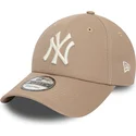 new-era-curved-brim-9forty-league-essential-new-york-yankees-mlb-light-brown-adjustable-cap