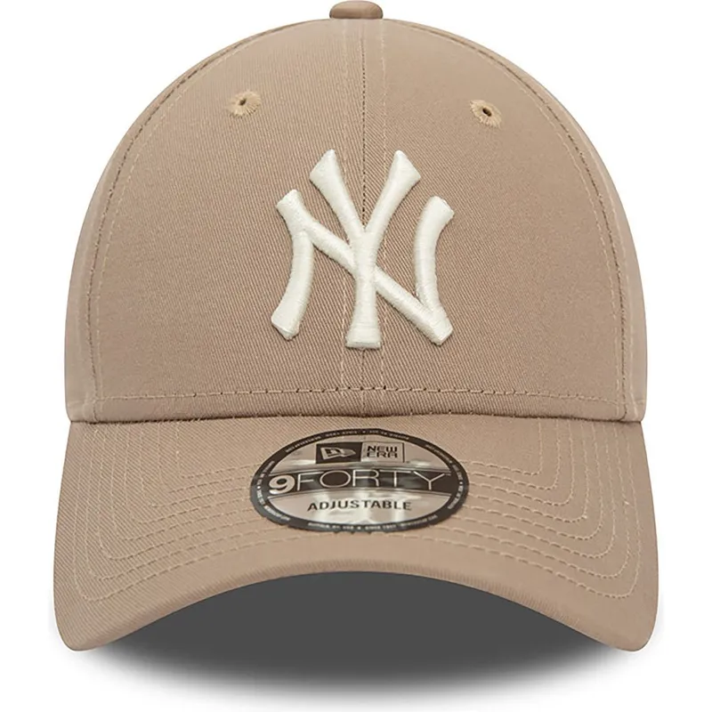 mutsid-kumer-pruun-reguleeritav-9forty-league-essential-new-york-yankees-mlb-new-era