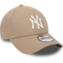 new-era-curved-brim-9forty-league-essential-new-york-yankees-mlb-light-brown-adjustable-cap