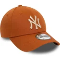 mutsid-kumer-pruun-reguleeritav-9forty-league-essential-new-york-yankees-mlb-new-era