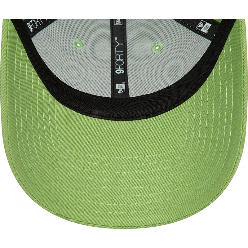 mutsid-kumer-roheline-reguleeritav-9forty-league-essential-new-york-yankees-mlb-new-era