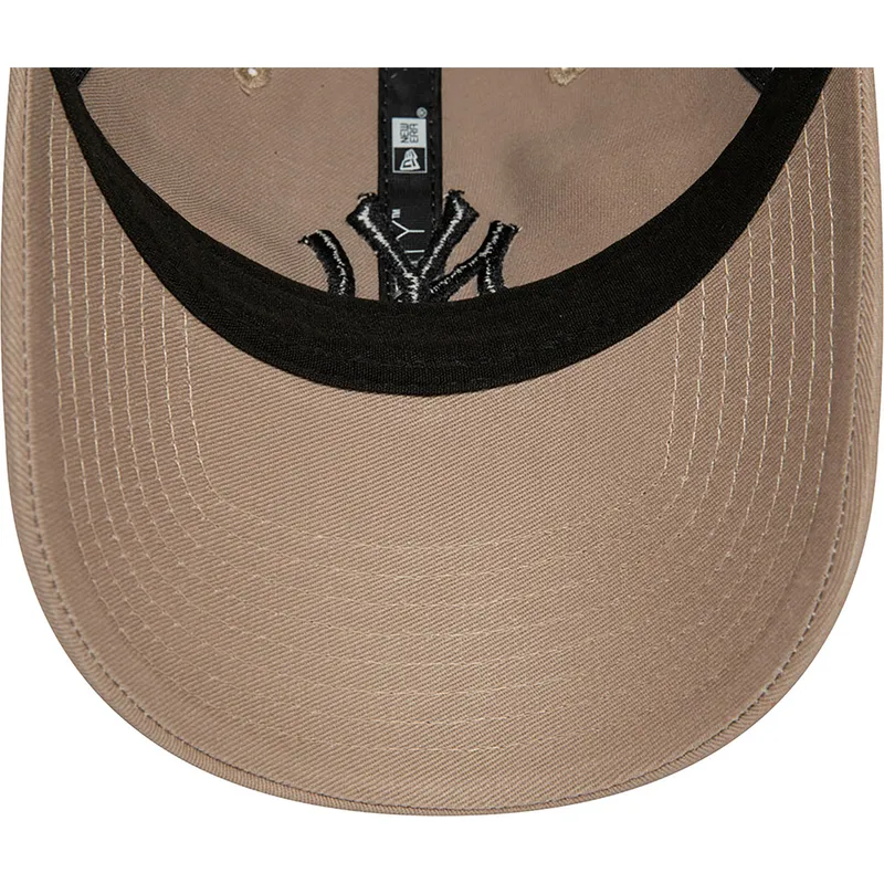 mutsid-kumer-pruun-reguleeritav-9twenty-league-essential-new-york-yankees-mlb-new-era