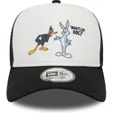 mutsid-kumer-must-snapback-a-frame-character-bugs-bunny-y-pato-lucas-looney-tunes-new-era