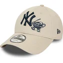 mutsid-kumer-beez-reguleeritav-9forty-food-character-new-york-yankees-mlb-new-era
