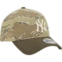 mutsid-kumer-kamuflaaz-snapback-9forty-a-frame-two-tone-tiger-new-york-yankees-mlb-new-era
