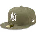 cap-lame-green-ajustada-59fifty-league-essential-new-york-yankees-mlb-new-era