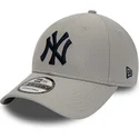 mutsid-kumer-hall-reguleeritav-9forty-diamond-era-essential-new-york-yankees-mlb-new-era