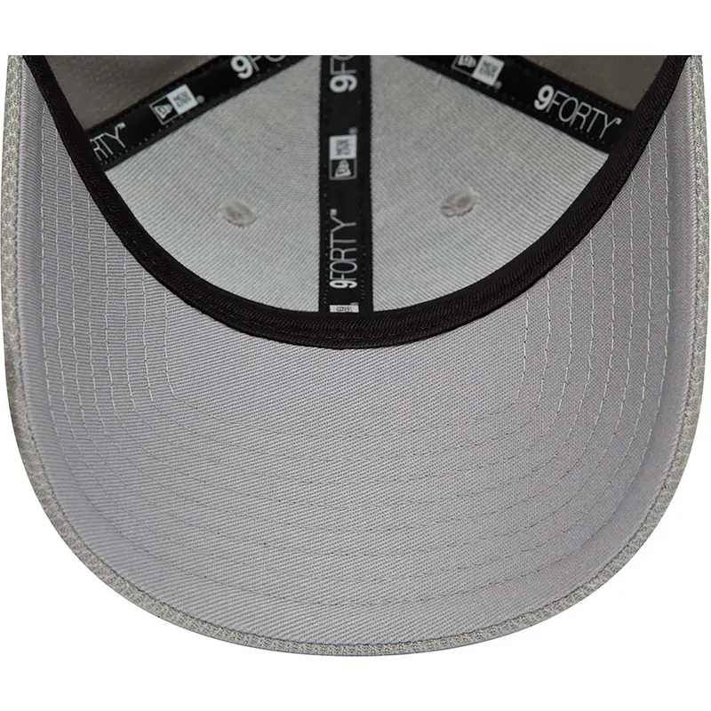 mutsid-kumer-hall-reguleeritav-9forty-diamond-era-essential-new-york-yankees-mlb-new-era