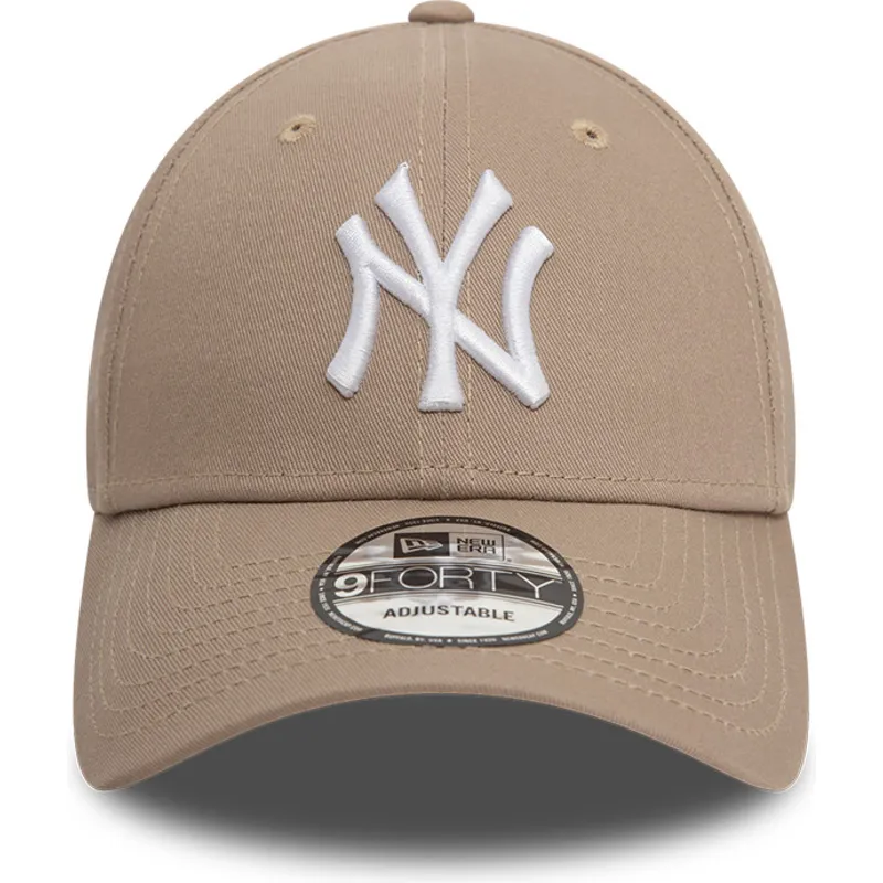 cap-kumer-brown-adjustable-strap-claro-9forty-league-essential-new-york-yankees-mlb-new-era