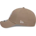 cap-kumer-brown-adjustable-strap-claro-9forty-league-essential-new-york-yankees-mlb-new-era