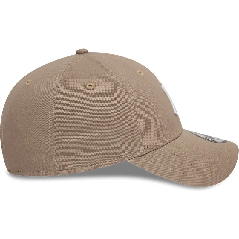 mutsid-kumer-pruun-reguleeritav-9forty-league-essential-new-york-yankees-mlb-new-era