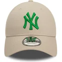 mutsid-kumer-beez-reguleeritav-9forty-league-essential-new-york-yankees-mlb-new-era