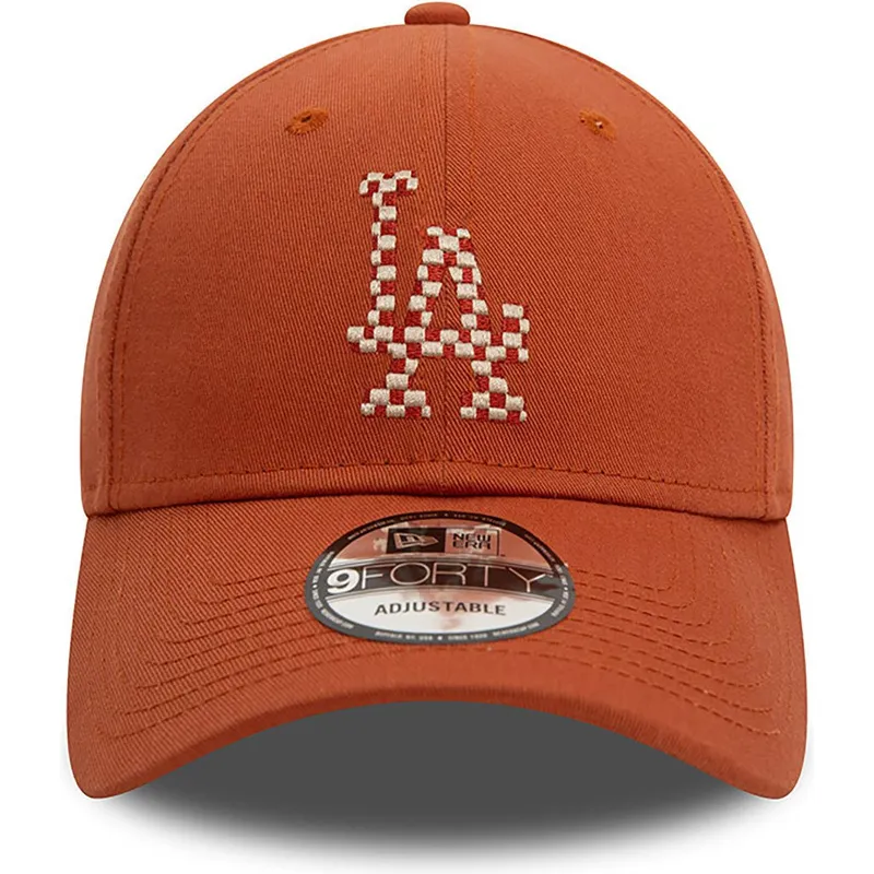mutsid-kumer-pruun-reguleeritav-9forty-seasonal-infill-los-angeles-dodgers-mlb-new-era