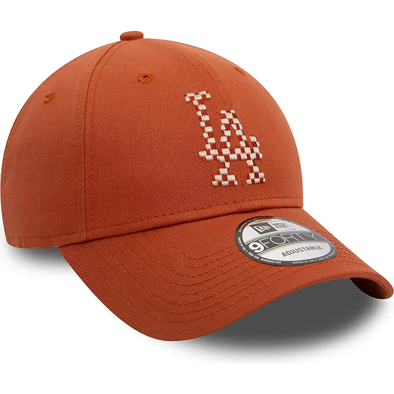 mutsid-kumer-pruun-reguleeritav-9forty-seasonal-infill-los-angeles-dodgers-mlb-new-era
