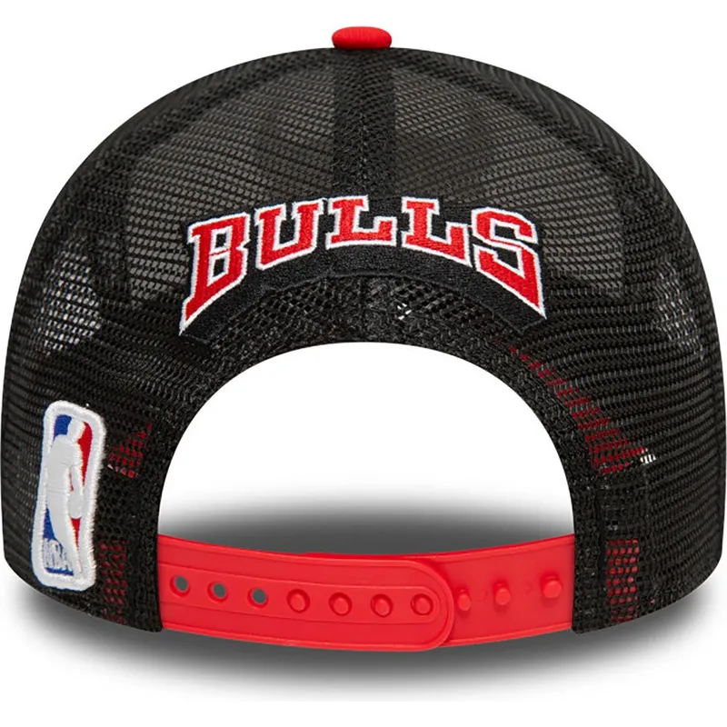 mutsid-kumer-mitmevarviline-snapback-a-frame-chicago-bulls-nba-new-era