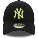mutsid-kumer-must-reguleeritav-9forty-league-essential-new-york-yankees-mlb-new-era