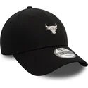 mutsid-kumer-must-reguleeritav-9forty-metallic-pin-chicago-bulls-nba-new-era