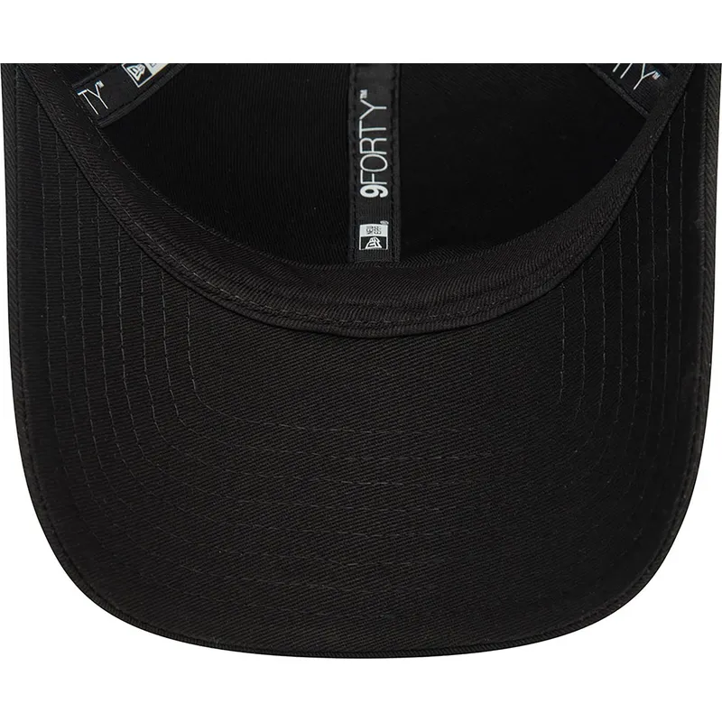 mutsid-kumer-must-reguleeritav-9forty-metallic-pin-chicago-bulls-nba-new-era