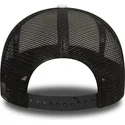 mutsid-kumer-must-snapback-bugs-bunny-and-his-friends-a-frame-looney-tunes-new-era